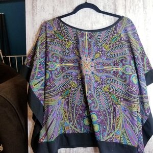 Women's Size Small Batwing Colorful Top